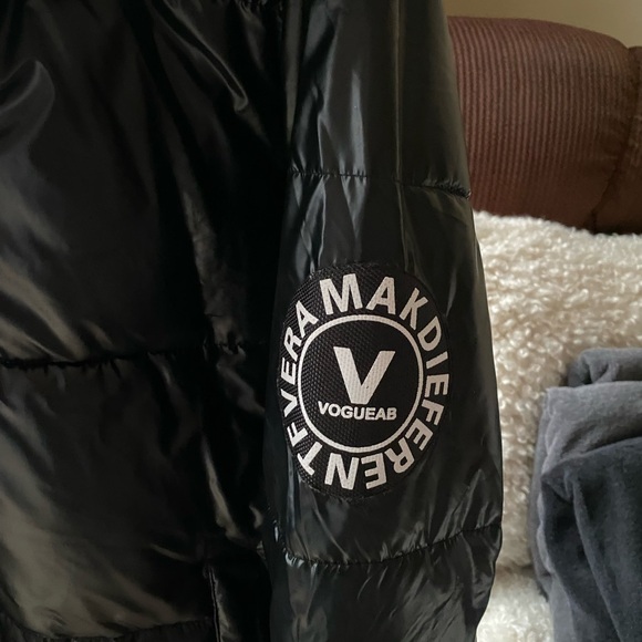 Womens oversized jacket can feet Xl and xxl new without tag - Picture 2 of 3